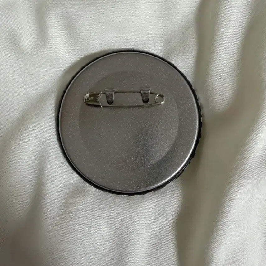 [BUNJANG] Kitty Vintage Can Badge / 키티 고전 캔벳지