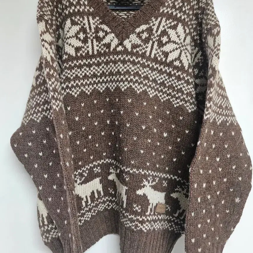 [BUNJANG] Underwood V-Neck Nordic Knit 95 / Underwood 브이넥 노르딕 니트 95