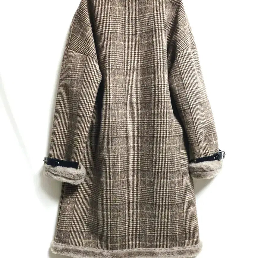 [BUNJANG] HEI Check Long Coat / HEI 체크 퍼 롱 코트