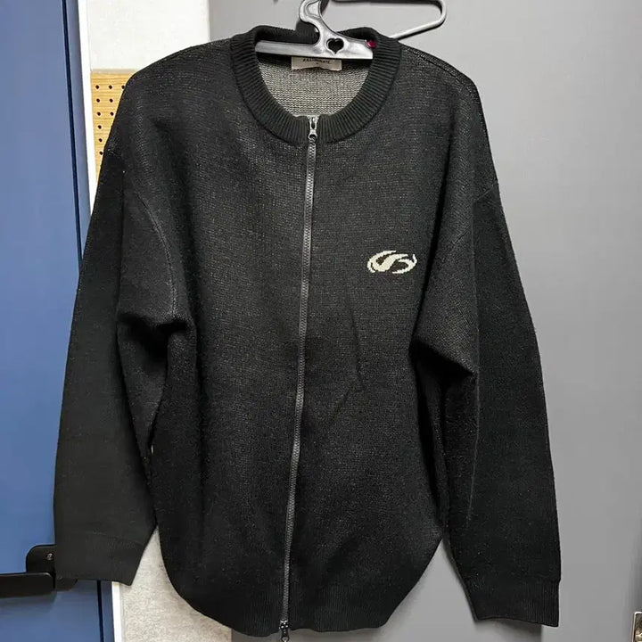 [BUNJANG] Filluminate Zip-up Cardigan / 필루미네이트 집업 가디건