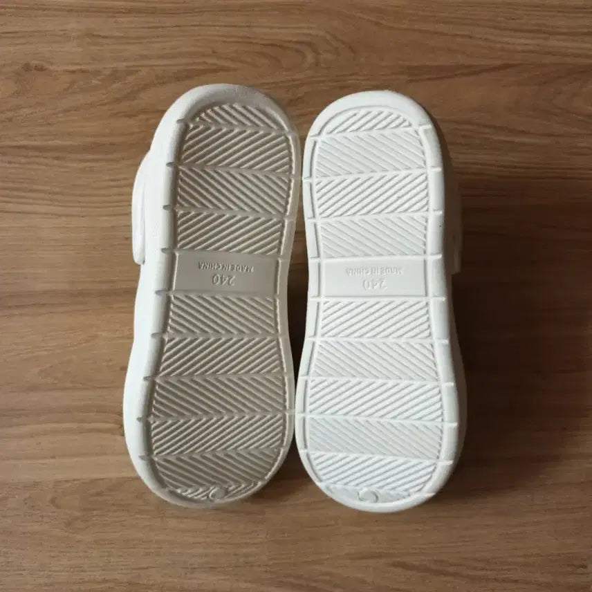 [BUNJANG] MLB Unisex Winter Slippers Sandals / MLB 방한 슬리퍼 샌들