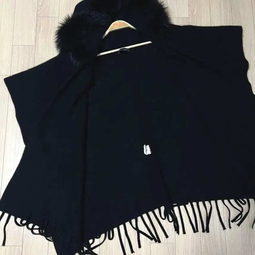 [BUNJANG] Cashmere 100% Fox Hooded Knit Poncho Cape Cardigan Jacket / 캐시미어100% 폭스 후드 니트 판초 케이프 숄 가디건 판쵸 자켓블랙검정