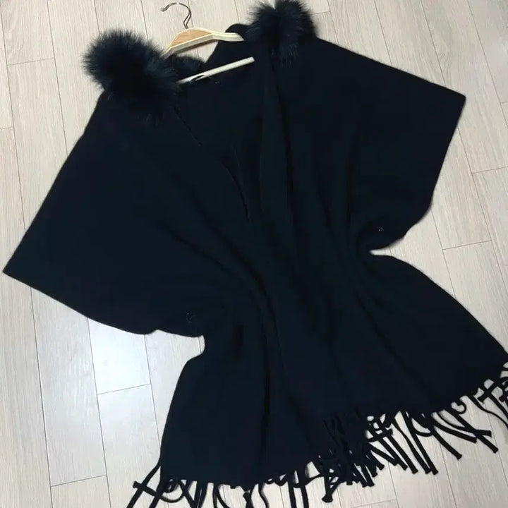 [BUNJANG] Cashmere 100% Fox Hooded Knit Poncho Cape Cardigan Jacket / 캐시미어100% 폭스 후드 니트 판초 케이프 숄 가디건 판쵸 자켓블랙검정