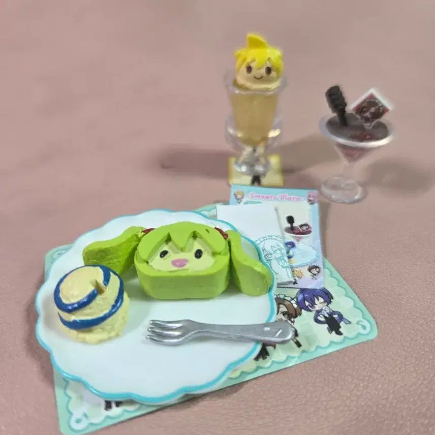 [BUNJANG] Re-Ment Hatsune Miku Cafe Miniature Figure / 리멘트 하츠네 미쿠 카페 미니어쳐 피규어