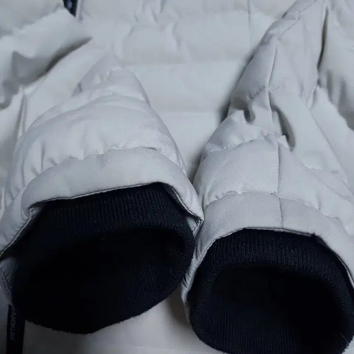 [BUNJANG] Moose Knuckles Women's Padded Jacket / 판매완료정품 무스너클여성패딩