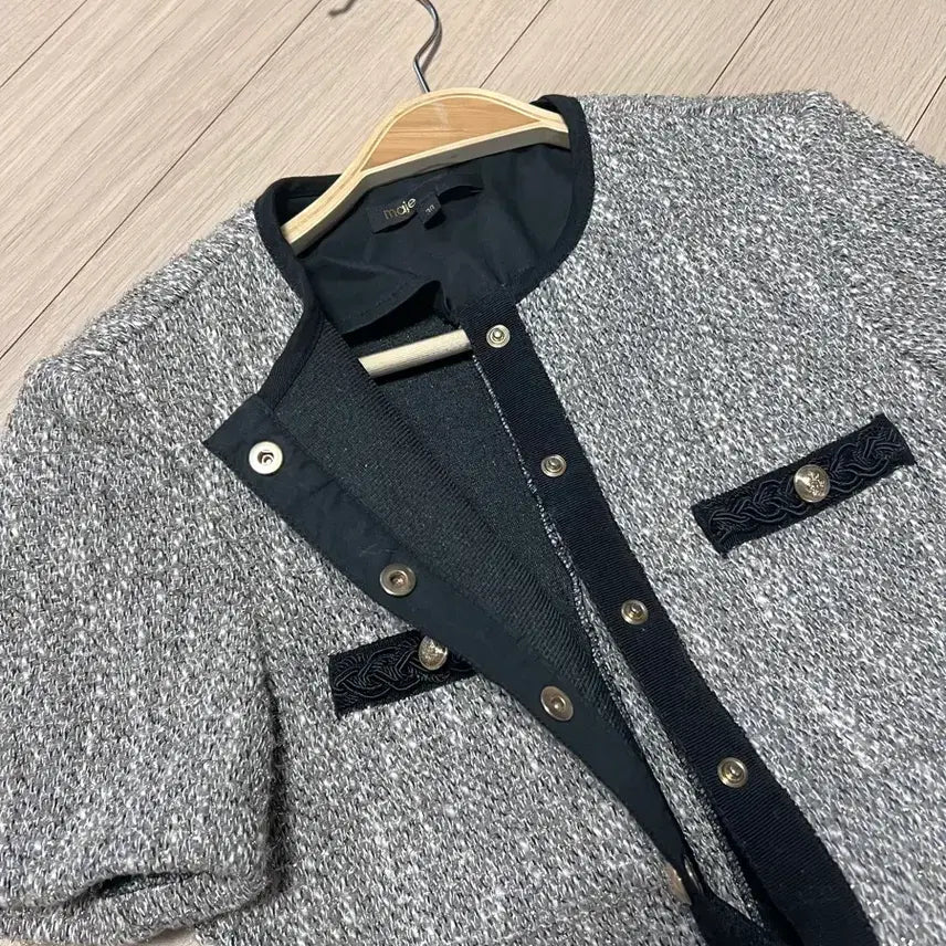 [BUNJANG] MAJE Tweed Mini Dress with Silver Glitter / 마쥬 MAJE 트위드 원피스 실버 펄 글리터 미니 반팔 하객룩 금장버튼