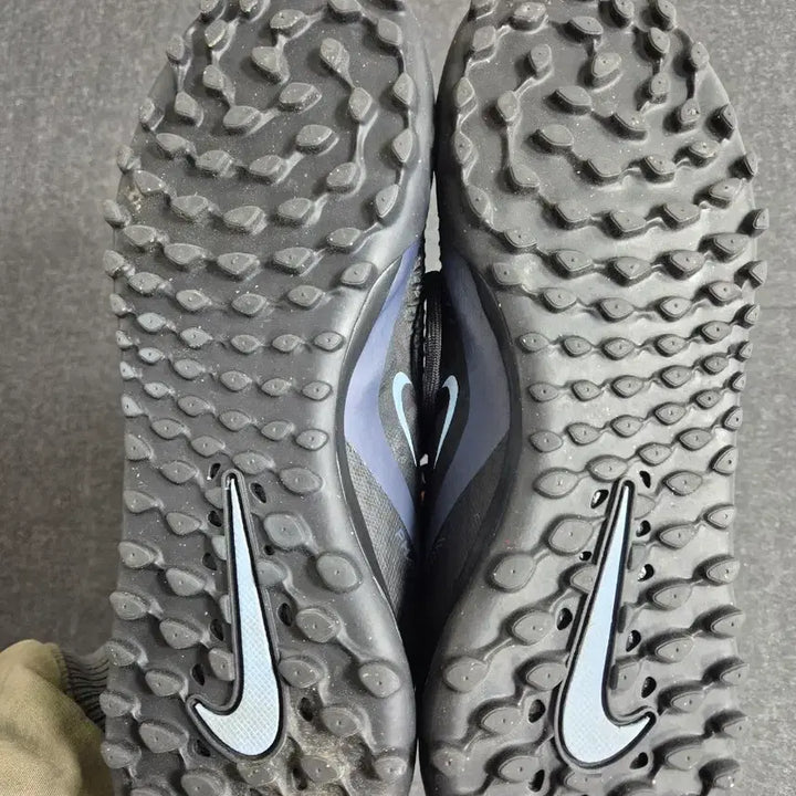 [BUNJANG] Nike Phantom 6 Academy TF Soccer Cleats / 나이키 팬텀6 로우 아카데미 TF