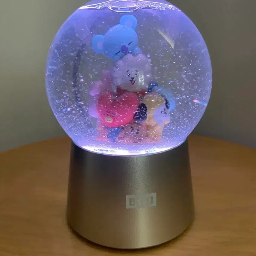 [BUNJANG] BT21 Snowball Mood Lamp / BT21 스노우볼 무드등