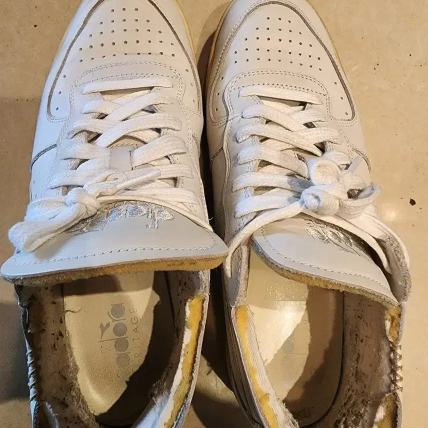 [BUNJANG] DIADORA Heritage Mi Basket Low Cut Sneakers (280) / DIADORA 디아도라 헤리티지 미 바스켓 로우 컷 스니커즈. 280