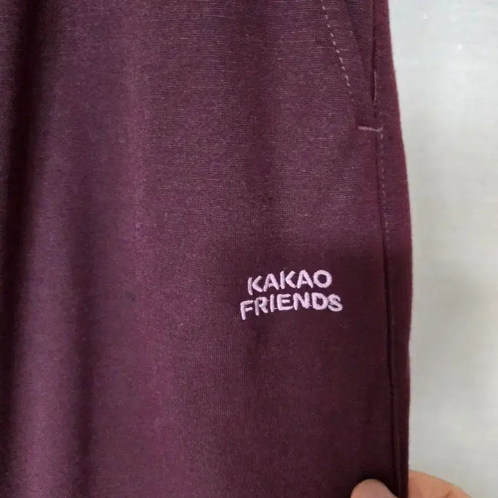 [BUNJANG] Kakao Friends Jogger Pants M30 / 카카오프렌즈 융기모조거팬츠M30  새제품