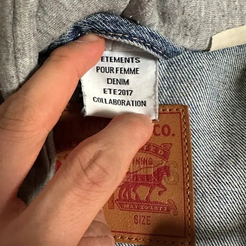 [BUNJANG] Vetements Levi&