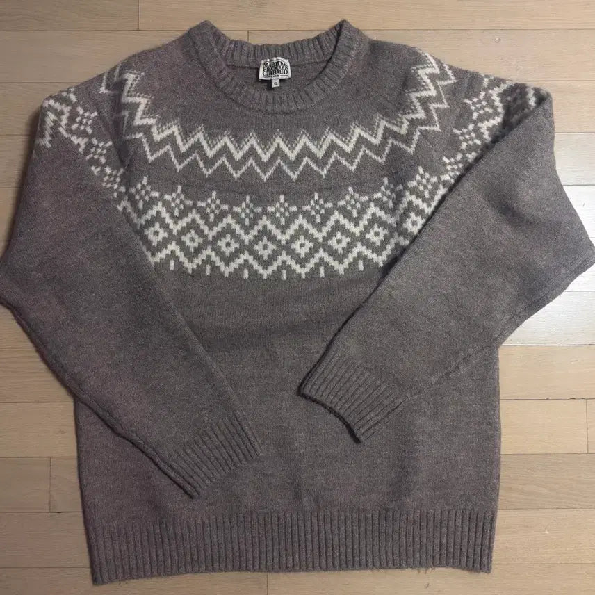 [BUNJANG] Marithe Fairisle Crew Neck Knit Pullover / 마리떼 / FAIRISLE CREW NECK KNIT PULLOVER