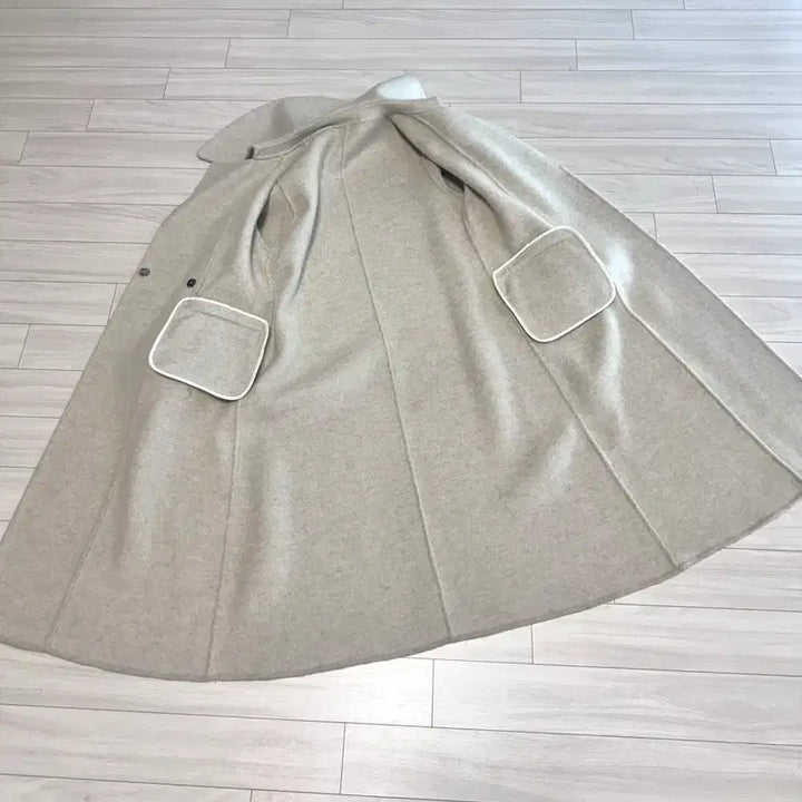 [BUNJANG] Handmade Long Coat / 고급 여리 리얼 핸드메이드 롱코트 새상품급