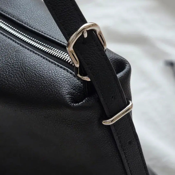 [BUNJANG] Vanloë René Bag Medium Black / [새상품] 반로에 르네백 미디움 블랙