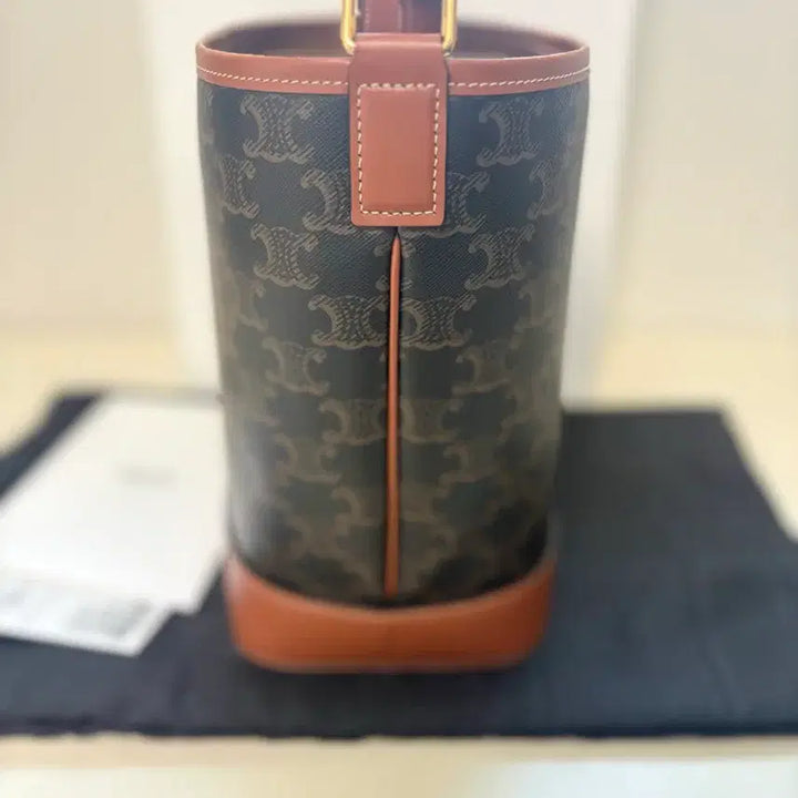 [BUNJANG] Celine Bucket Bag Small / 셀린느 버킷백 스몰