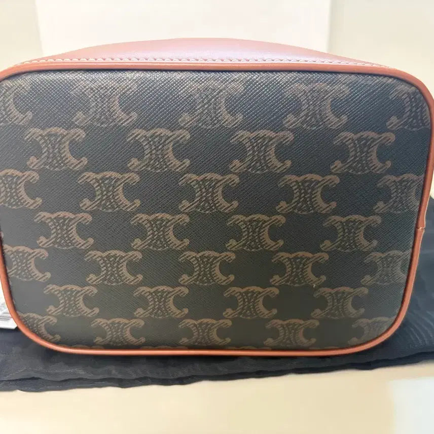 [BUNJANG] Celine Bucket Bag Small / 셀린느 버킷백 스몰