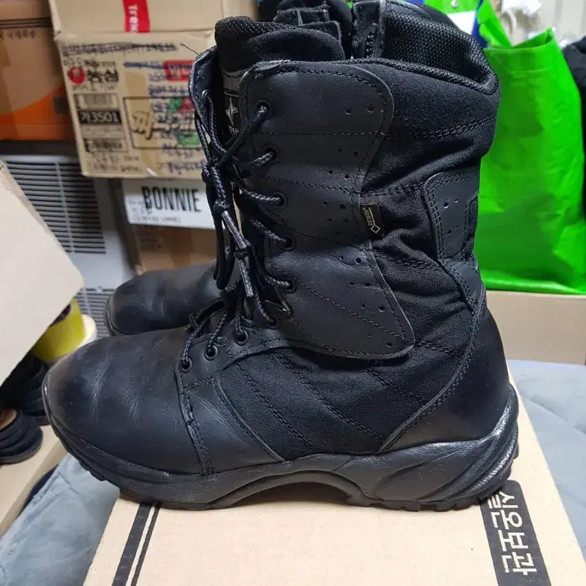 [BUNJANG] EDAN Black Combat Boots with Zipper - Size 260 / EDAN 검정색 전투화 워커 지퍼 부츠 260