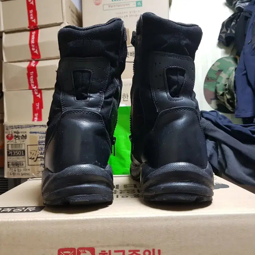 [BUNJANG] EDAN Black Combat Boots with Zipper - Size 260 / EDAN 검정색 전투화 워커 지퍼 부츠 260