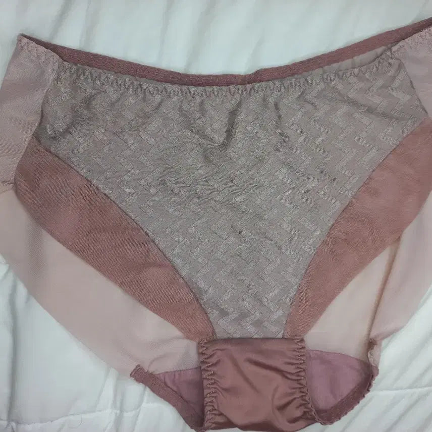 [BUNJANG] Lace Triangle Panties / 여성 레이스 삼각 팬티 핑크톤