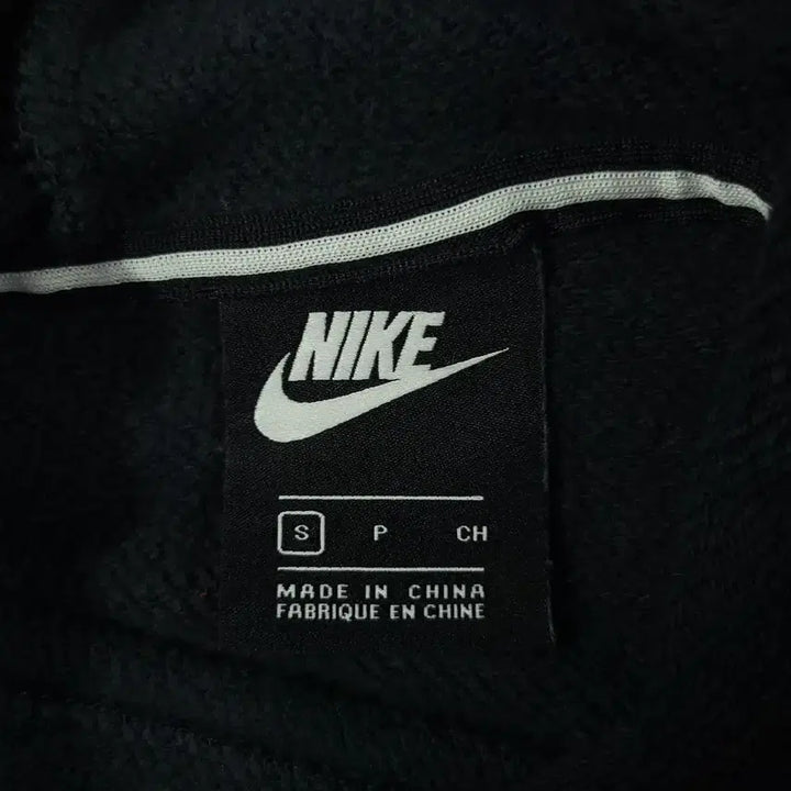 [BUNJANG] Nike Futura Logo Crop Top / 나이키 피그먼트 블랙 골드 실버 반광 퓨추라로고 크롭 가오리핏 코튼블렌드