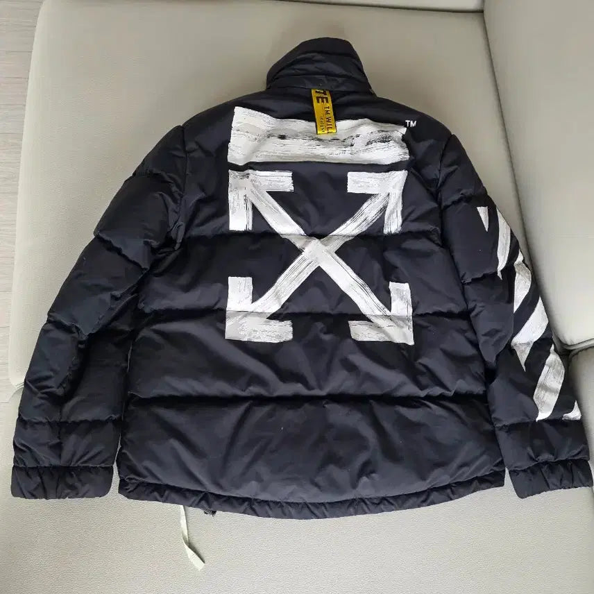 [BUNJANG] Off-White 17FW Arrow Puffer Jacket / 오프화이트 17FW 에로우 푸퍼 자켓 패딩