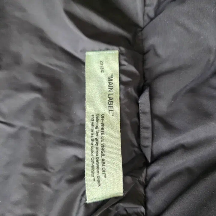 [BUNJANG] Off-White 17FW Arrow Puffer Jacket / 오프화이트 17FW 에로우 푸퍼 자켓 패딩