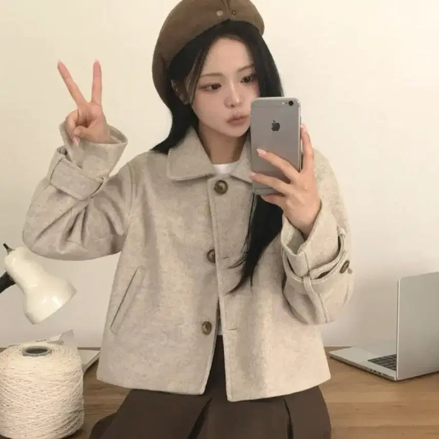 [BUNJANG] AndMore Oatmeal Short Coat / 앤드모어 숏코트 오트밀