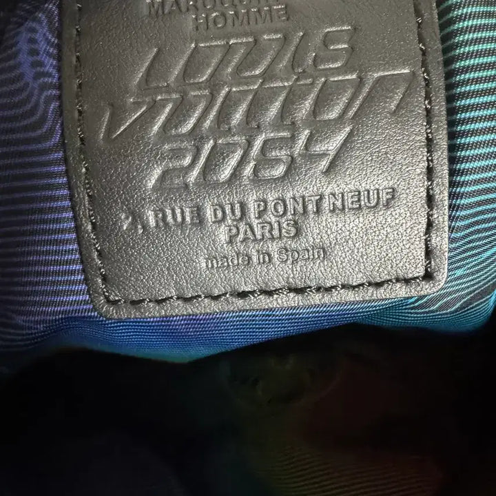 [BUNJANG] Louis Vuitton 2054 Quilted Leather Clutch / 루이비통 2054 클러치백