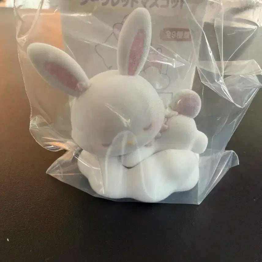 [BUNJANG] Sanrio Shirofuwa Cloud Nap Figure Wish Me Mell / 산리오 시로후와 구름 낮잠 피규어 위시마멜 판매합니다