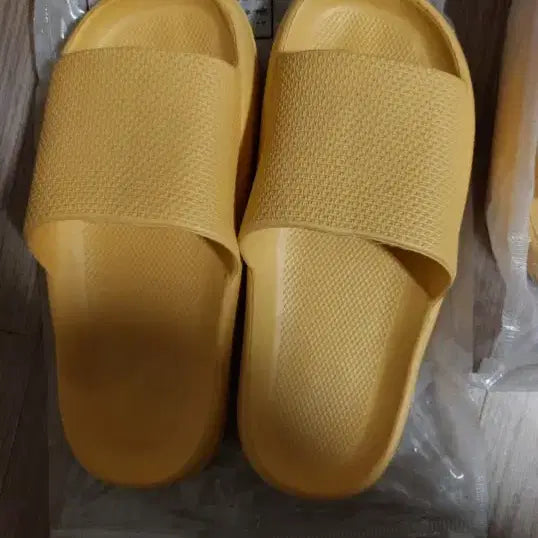 [BUNJANG] Comfortable Indoor Slippers (Size 240) - Set of 3 / 실내 슬리퍼 240 3개