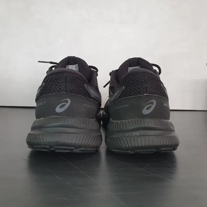 [BUNJANG] Asics Gel Contend 7 Black (275) / 아식스 젤 컨텐드7 블랙 (275)