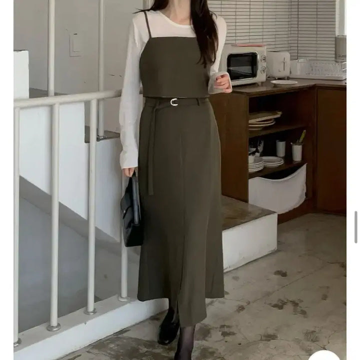 [BUNJANG] Lili&amp;Co Inative Bustier Mermaid Long Skirt Two-Piece Set / 리리앤코 이네티브 뷔스티에 머메이드 롱스커트 투피스 세트 하객룩 에이블리