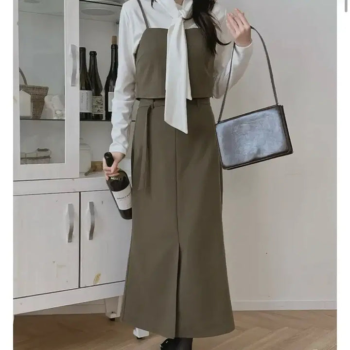 [BUNJANG] Lili&amp;Co Inative Bustier Mermaid Long Skirt Two-Piece Set / 리리앤코 이네티브 뷔스티에 머메이드 롱스커트 투피스 세트 하객룩 에이블리