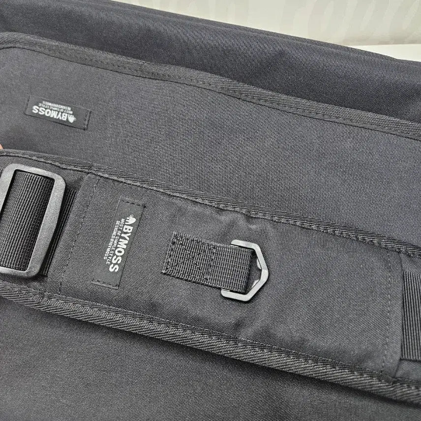 [BUNJANG] Bymoss Messenger Bag (Black) / 바이모스 메신저백 (블랙/새상품급)