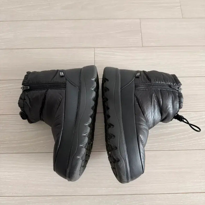 [BUNJANG] The North Face Apres Short Boots (Black, 240mm) / 노스페이스 패딩부츠(아프레 숏 부츠) 블랙 240mm