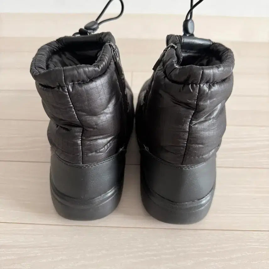 [BUNJANG] The North Face Apres Short Boots (Black, 240mm) / 노스페이스 패딩부츠(아프레 숏 부츠) 블랙 240mm