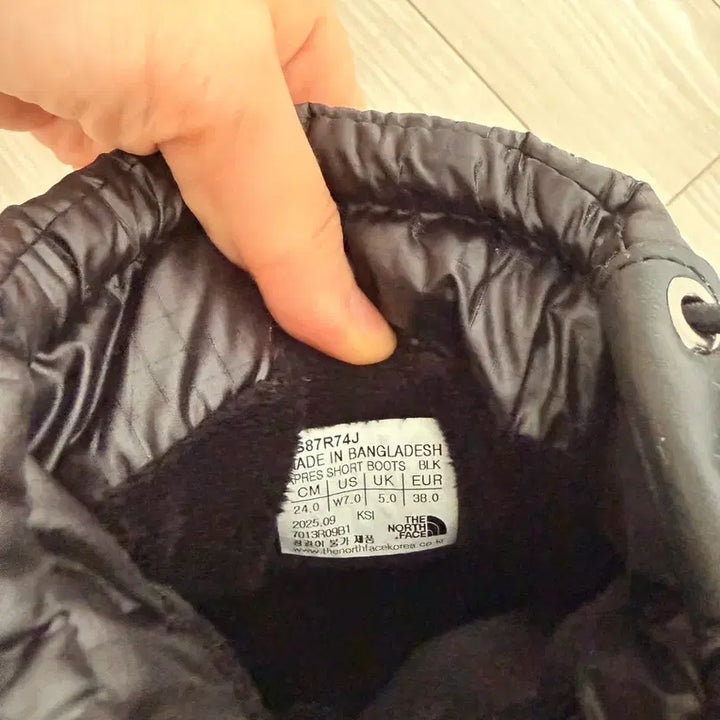 [BUNJANG] The North Face Apres Short Boots (Black, 240mm) / 노스페이스 패딩부츠(아프레 숏 부츠) 블랙 240mm