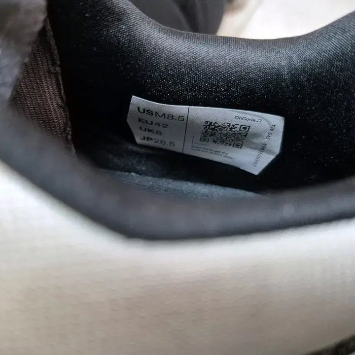 [BUNJANG] On Running Cloud Running Shoes White / On Running on 클라우드 러닝화 화이트