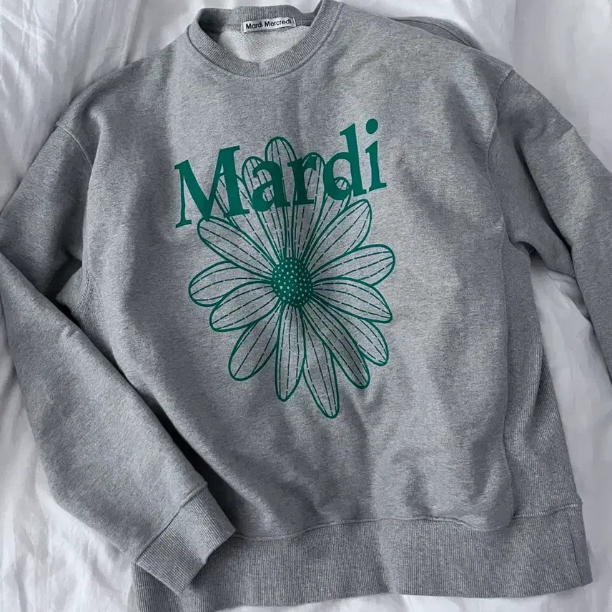 [BUNJANG] Mardi Mercredi Gray Sweatshirt M / 마르디 메크르디 맨투맨 그레이