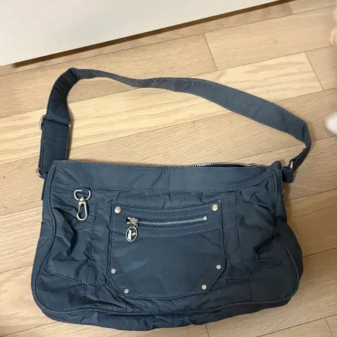 [BUNJANG] Yuse Blue Shoulder Bag / yuse 블루 숄더백 정가 149000원