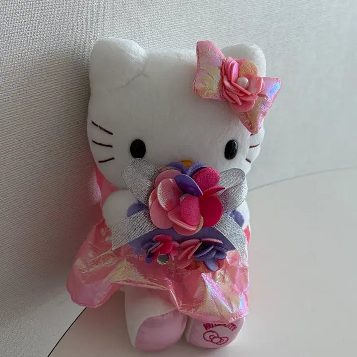 [BUNJANG] Hello Kitty Proposal Doll Flower Plush / 희귀)) 프로포즈인형 헬로키티 꽃 봉제인형