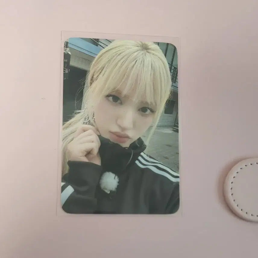 아이브 리즈 시네마 팝업 7만원 이상 구매 특전 포카 판매해요