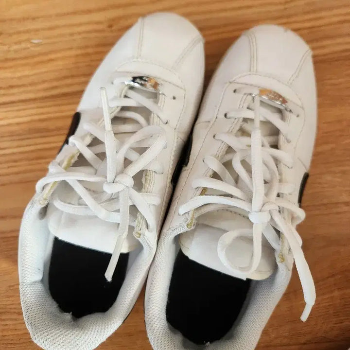 [BUNJANG] Nike Cortez 235 / 나이키 코르테즈235
