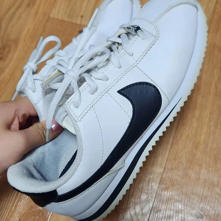 [BUNJANG] Nike Cortez 235 / 나이키 코르테즈235
