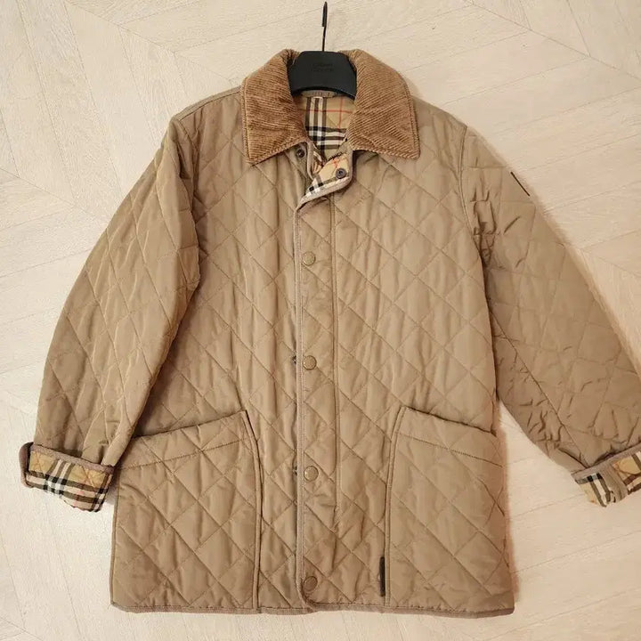 [BUNJANG] Burberry Quilted Beige Jacket / 버버리 퀼팅 베이지 자켓  팝니다.