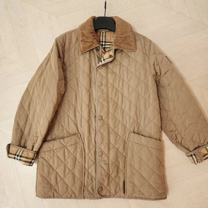 [BUNJANG] Burberry Quilted Beige Jacket / 버버리 퀼팅 베이지 자켓  팝니다.