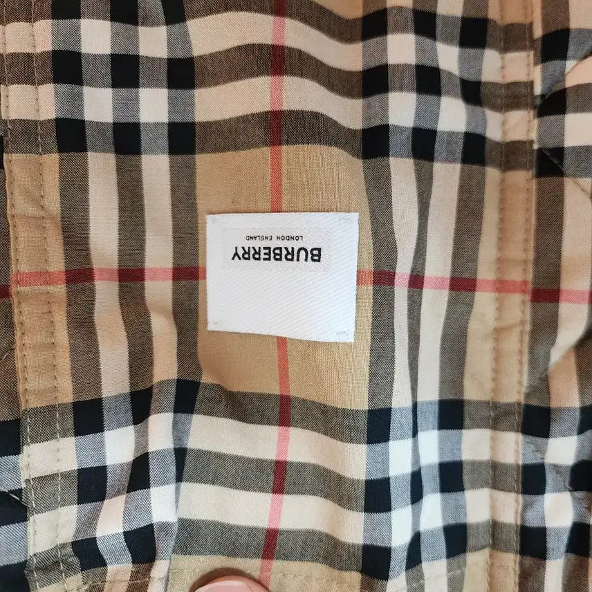 [BUNJANG] Burberry Quilted Beige Jacket / 버버리 퀼팅 베이지 자켓  팝니다.