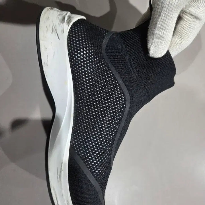 [SOLD OUT] 디올옴므 삭스 스니커즈 42.5 (275)