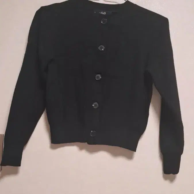 [BUNJANG] ATEEZ Black Button Cardigan / 에이티지 블랙 버튼 가디건 85 55 01