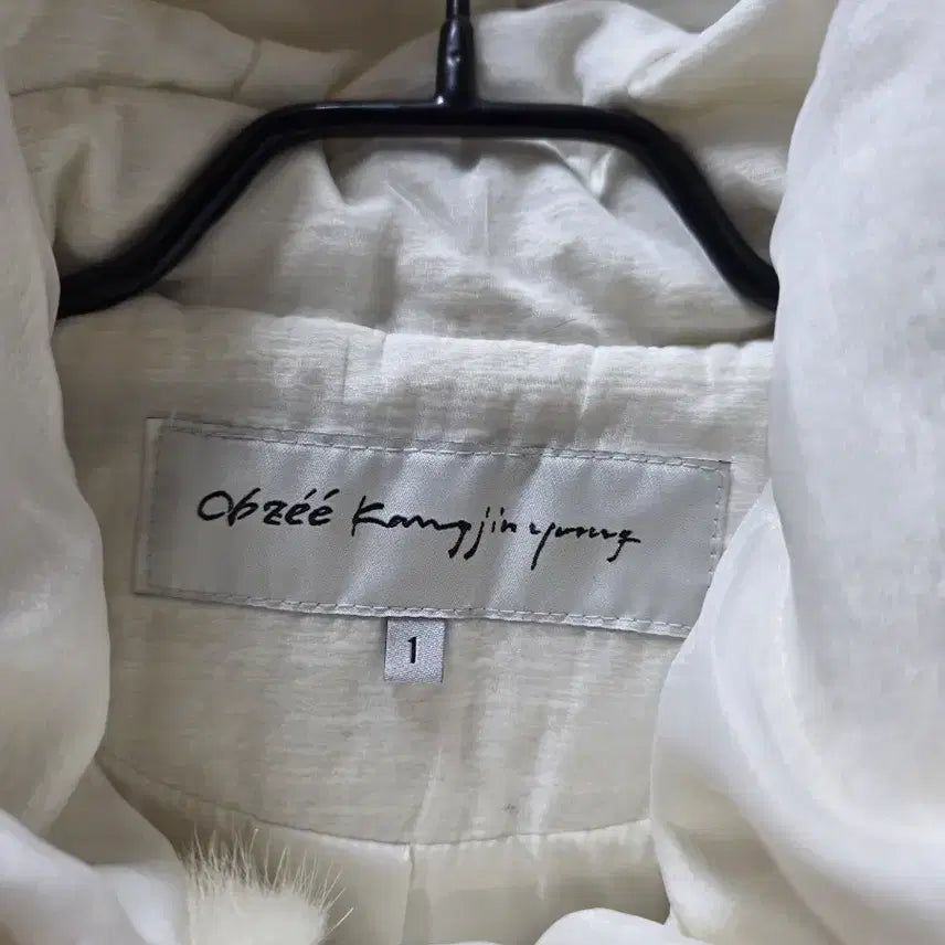 [BUNJANG] Object White Mink Fur Trimmed Padded Jumper / 오브제화이트 밍크퍼 트리밍 패딩 점퍼